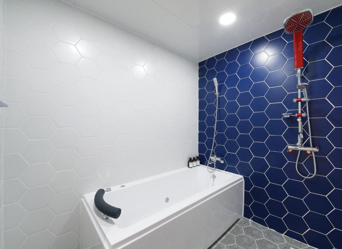 Wj Hotel Pool House Wonju Buitenkant foto